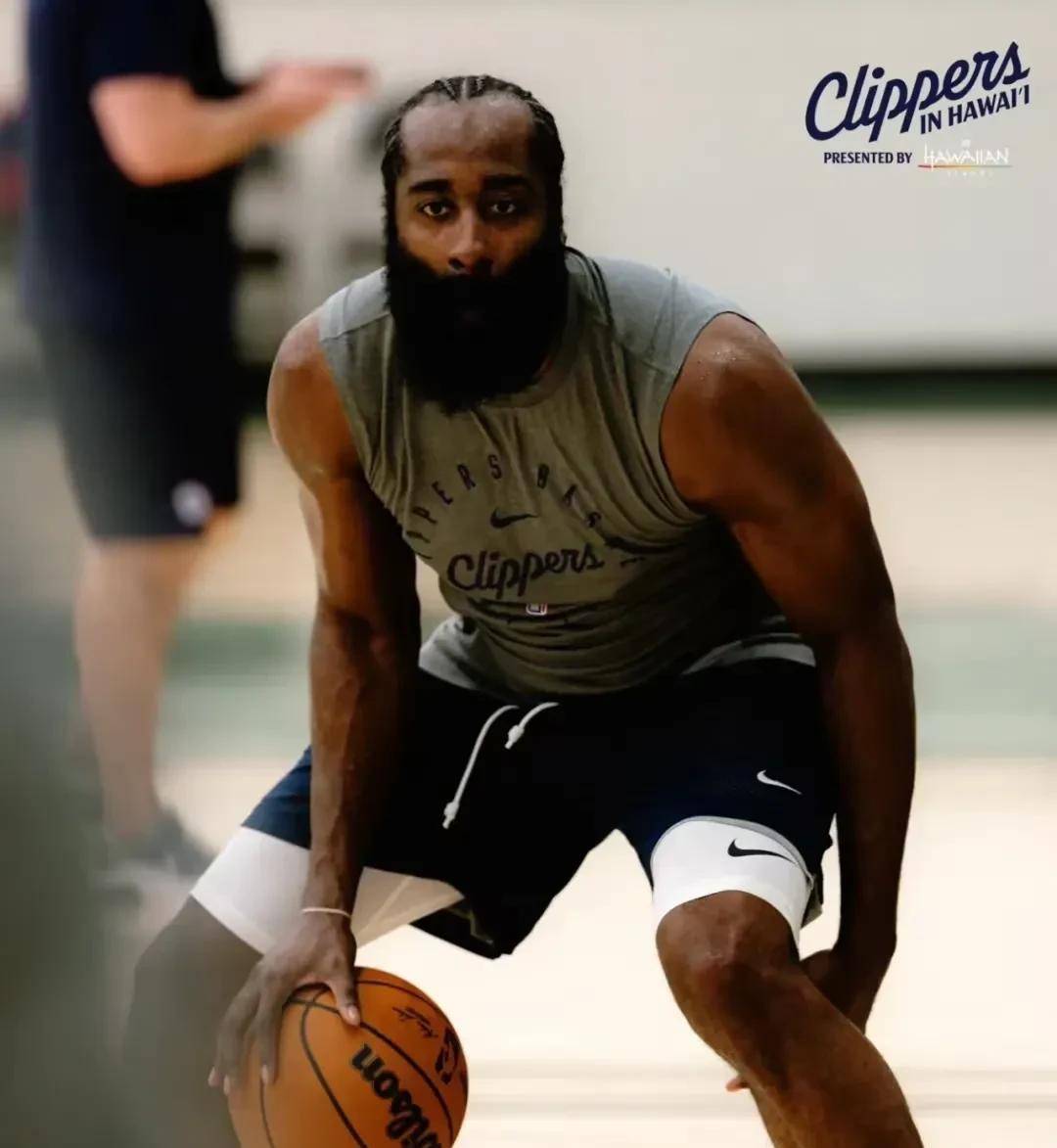 J9-包含公牛引发争议！，哈登官方宣布出色防守新规上演精彩一战的词条