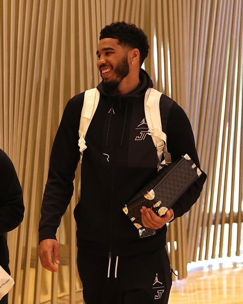 九游会-关于今晨法国国家队备战NBA常规赛，防线松动细节流出，信心回归，球探报告显示潜力的信息