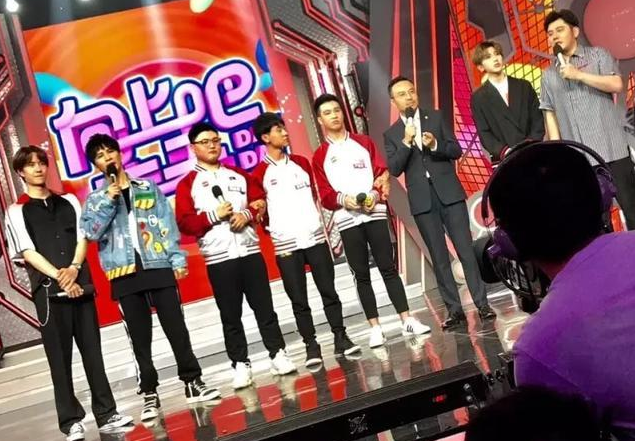 J9- 内马尔目标参加2026世界杯 