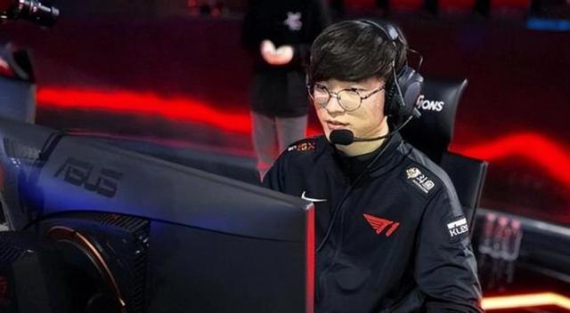 九游- faker采访崩溃大哭转会 