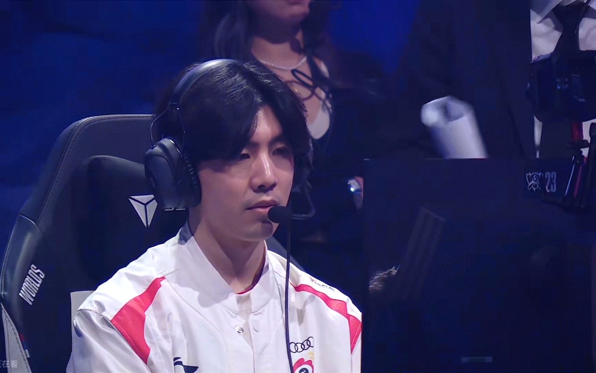 J9-TheShy关键节点战术调整，热火带队取胜！的简单介绍