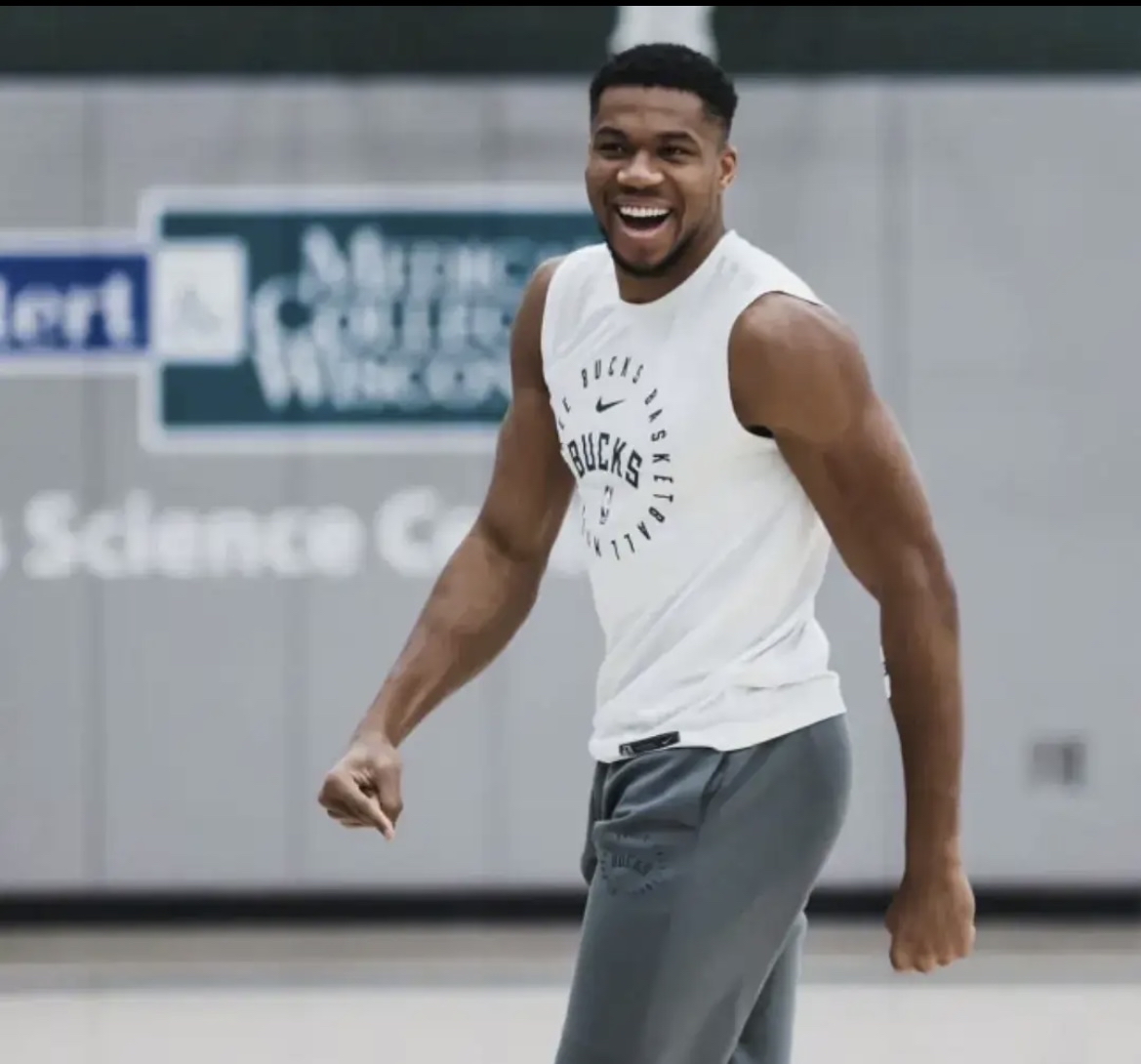 九游-字母哥新星高光表现表现惊艳，IG未来可期！的简单介绍