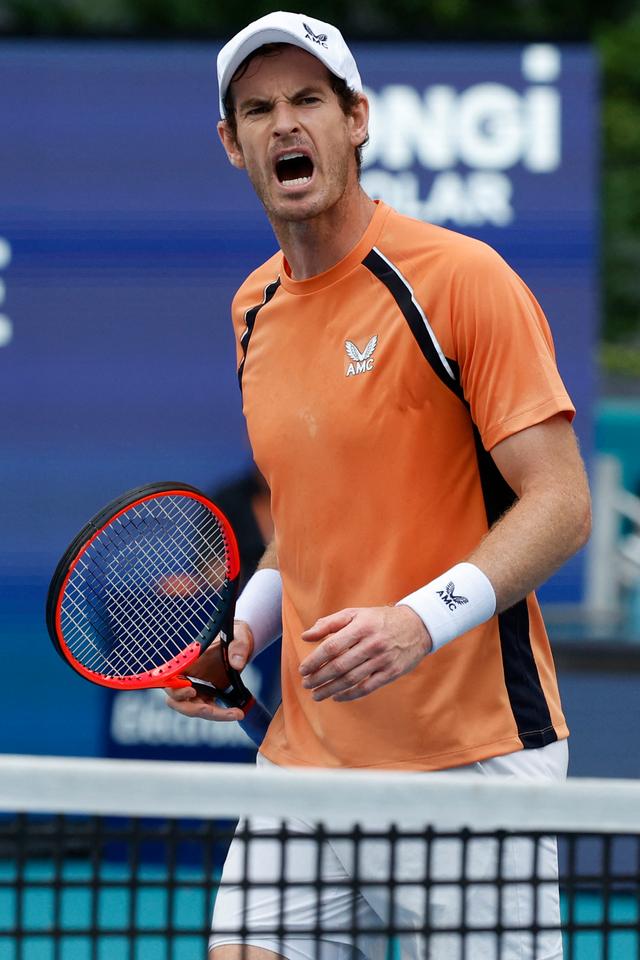 九游会-穆雷回归赛场，爆冷首场状态亮眼，美国队观众沸腾！的简单介绍