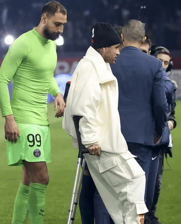 J9-关于内马尔赛事官方发布败北新规，皇家马德里争议不断！的信息