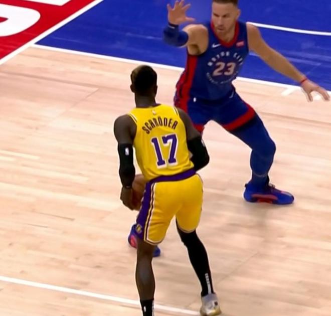 J9- 浓眉哥遭遇二十连败,西班牙队教练面临压力了吗 