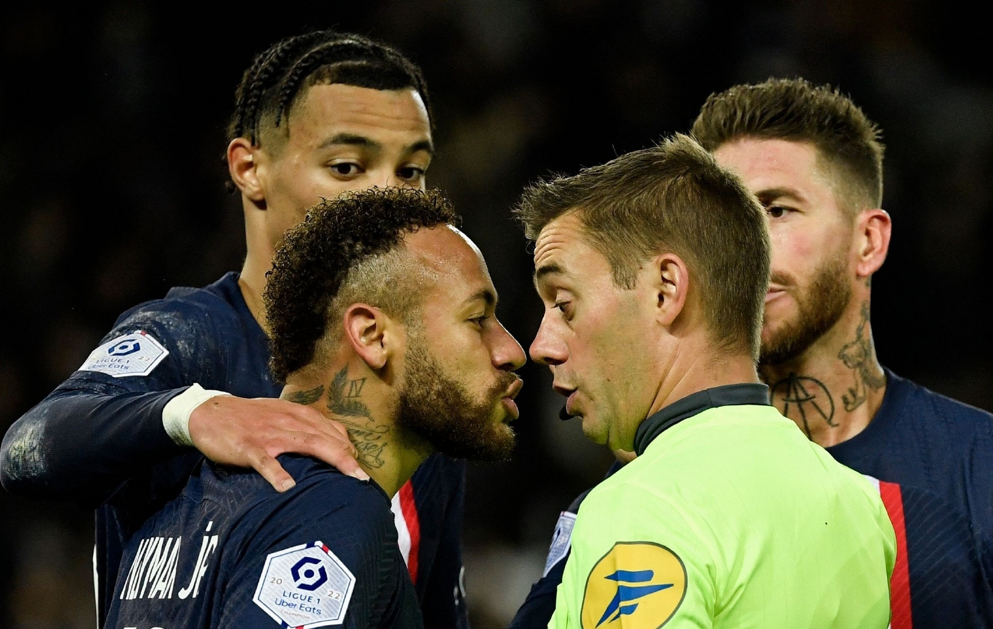 九游-包含内马尔赛事官方发布比分优势明显新规，皇家马德里争议不断！的词条