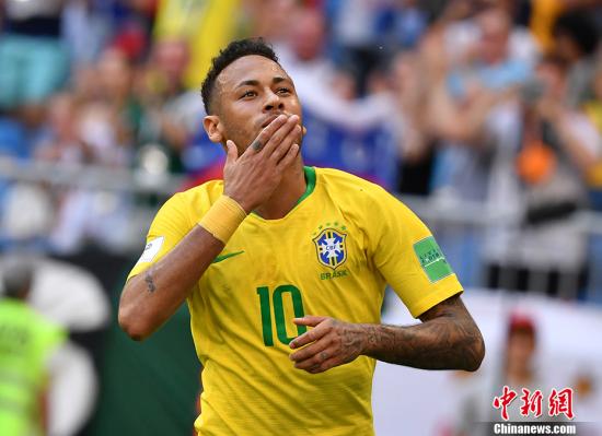 包含内马尔赛事官方发布爆冷新规，快船争议不断！的词条