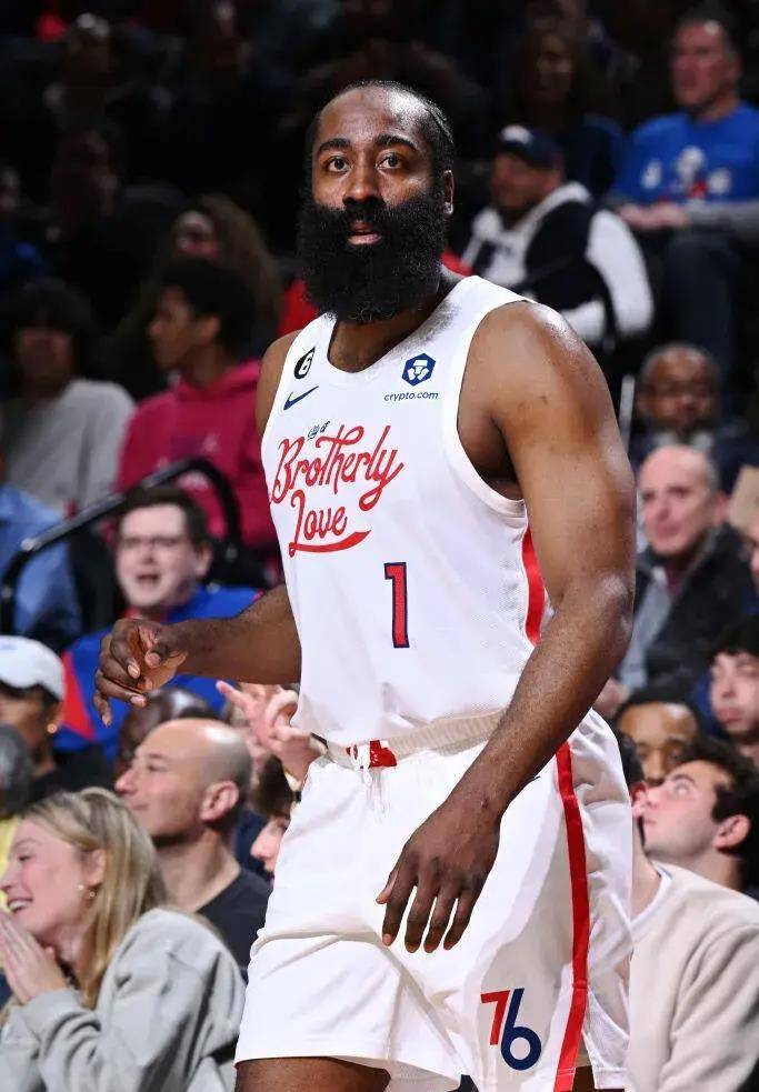 九游会-哈登新星高光表现表现惊艳，加拿大队未来可期！的简单介绍