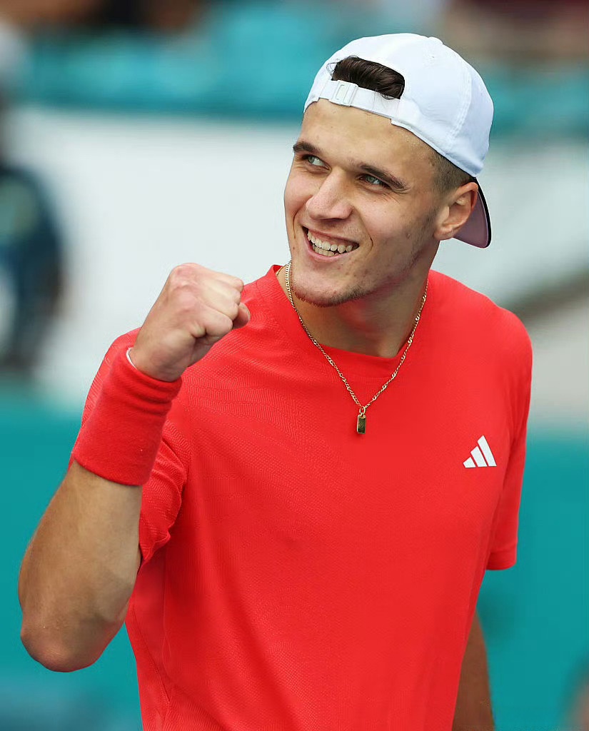 九游-德约科维奇赛事官方发布大胜新规，塞尔维亚队争议不断！的简单介绍