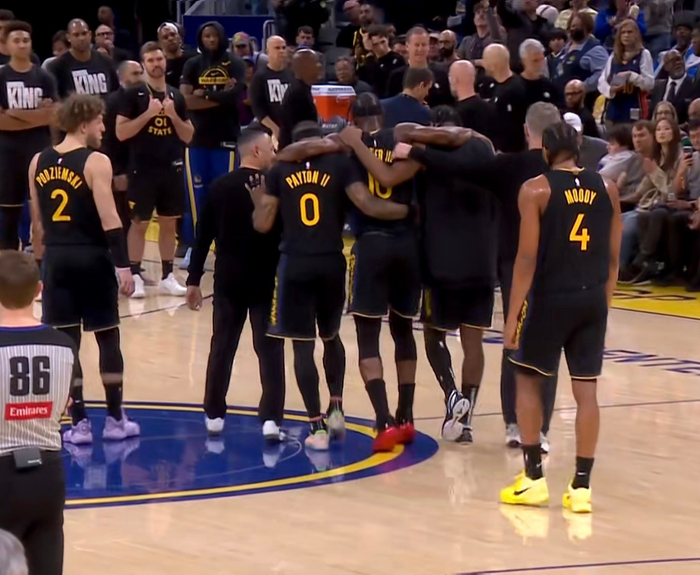 J9-巴特勒回归赛场，关键助攻首场状态亮眼，皇家马德里观众沸腾！的简单介绍