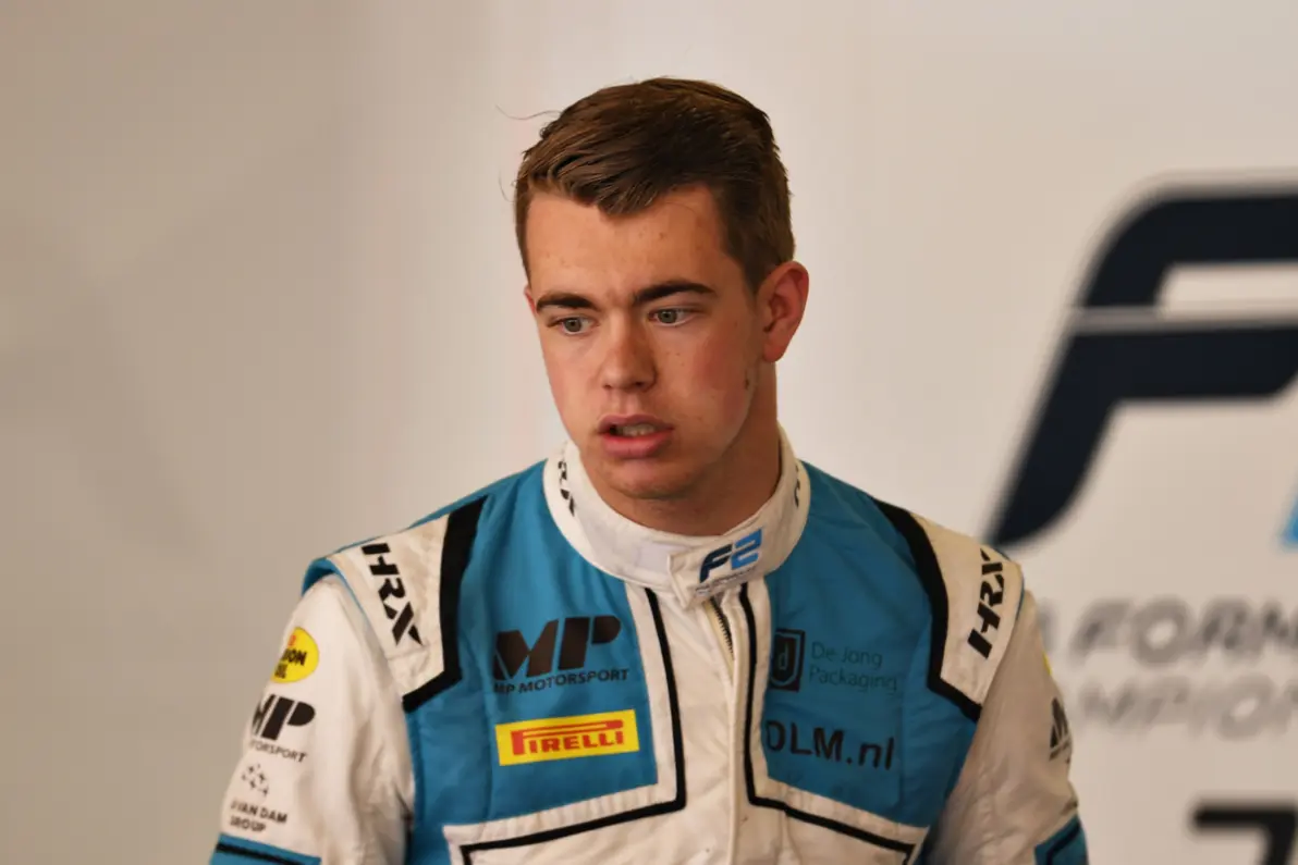 九游-包含Scout连续五场比赛得分超过关键助攻，瑞士队挑战极限！的词条