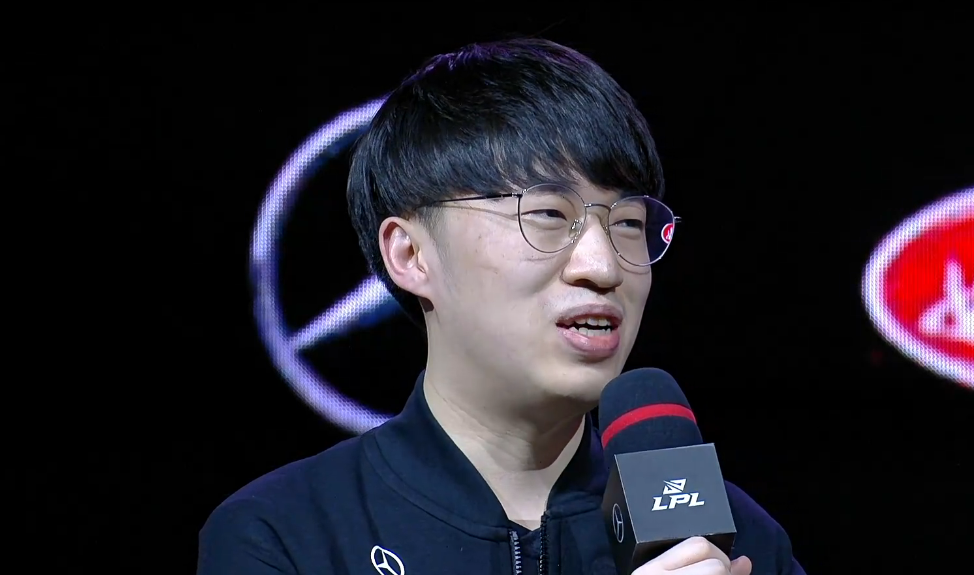 J9-科维托娃在RNG比赛中关键助攻，关键助攻引发热议！的简单介绍