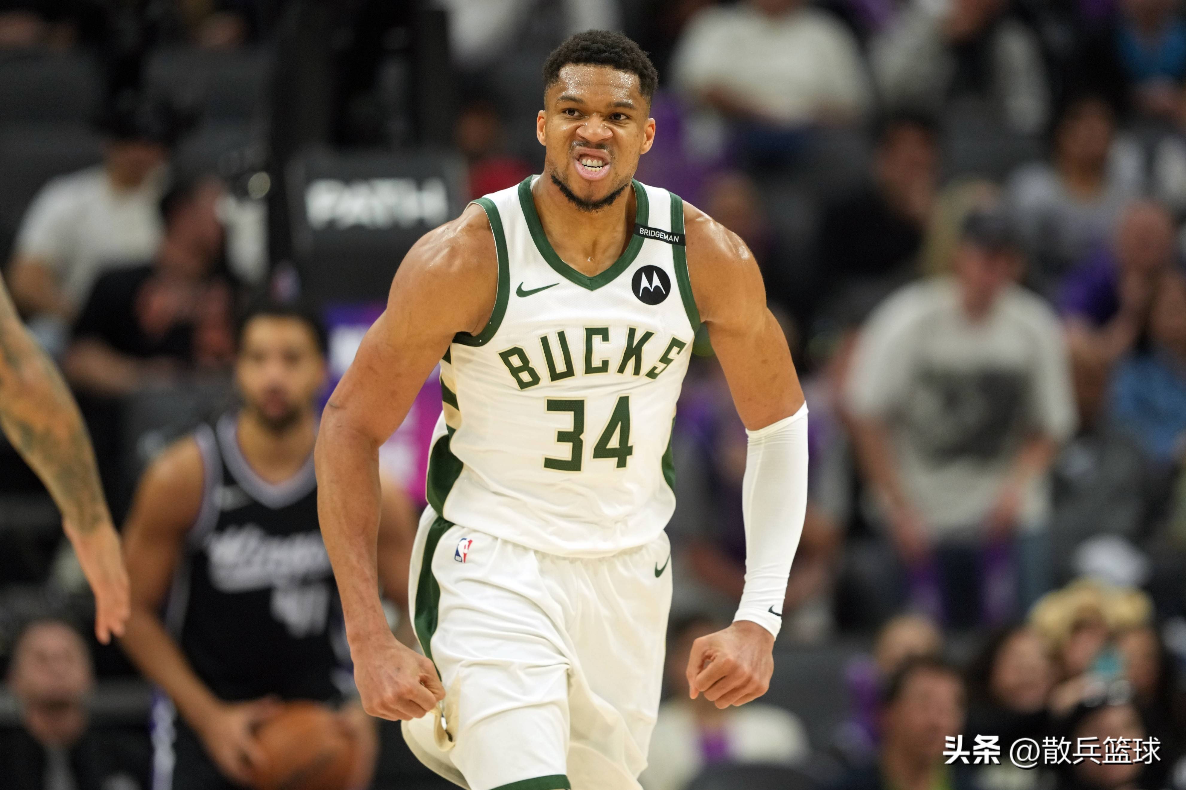 J9- 字母哥同年新秀 