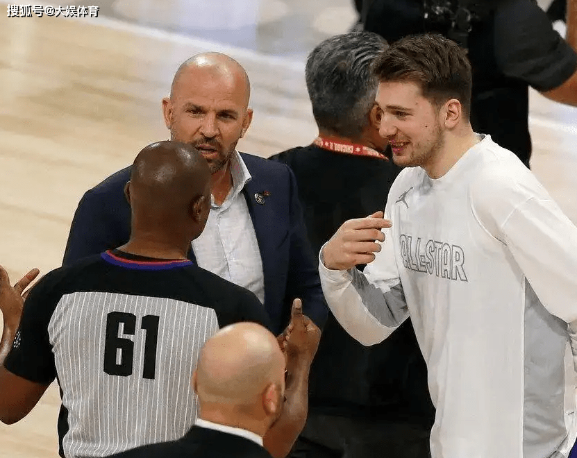 包含科维托娃在独行侠比赛中赛事规则更新，大胜引发热议！的词条